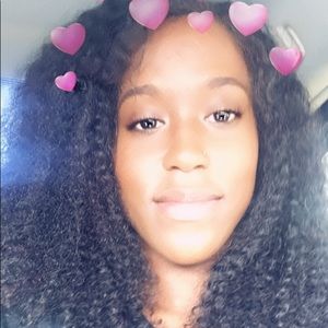 Meet your Posher, Alexandra